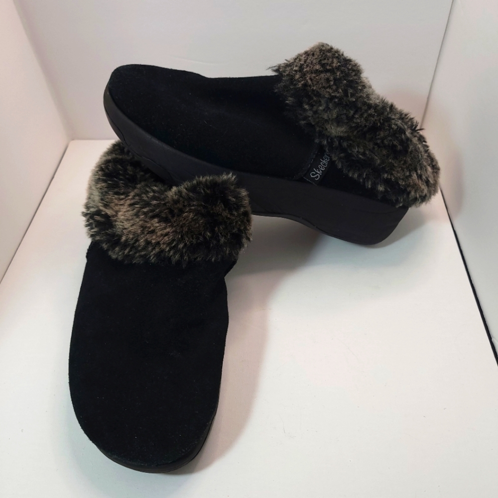 Skechers Tone-ups Black Leather Faux Fur Slip on shoes